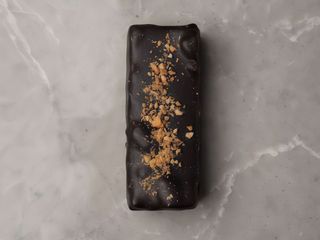 Батончик снікерс веган (65g)