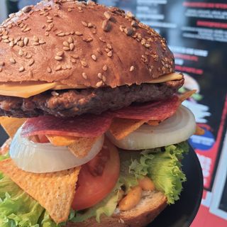 Naczos burger 10cm
