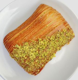 Pain Suisse Pistache