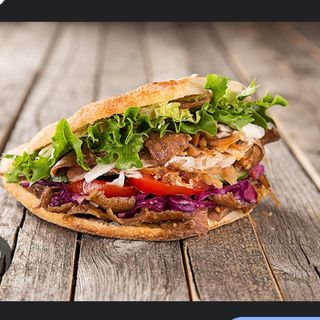 Doner Pollo O Ternera Con Arroz