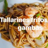 Tallarines fritos con gambas