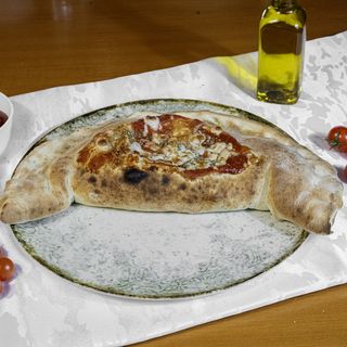 Pizza Calzone de la Casa (30Cm.)