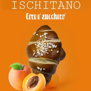 Cornetto ischitano con confettura di albicocche