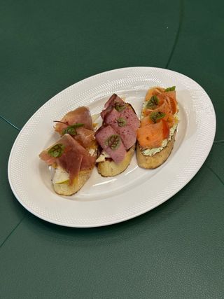 Сет з брускет