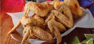 Alas De Pollo Con Salsa Picante 6 unidades