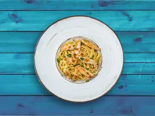 Spaghetti w sosie serowym z krewetkami 420g
