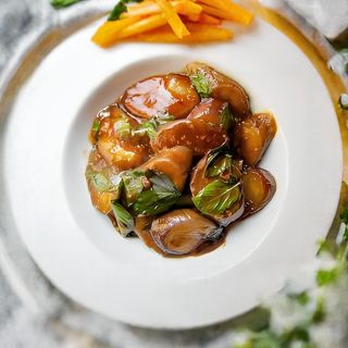 Braised Eggplant With Garlic