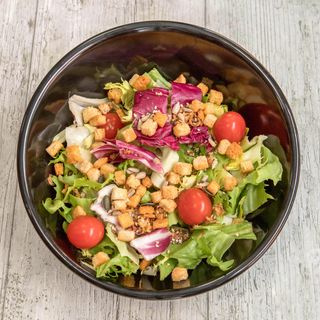 Combo Ensalada Cesar + Agua Mineral