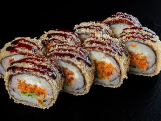 Рол Темпура з лососем (320g)