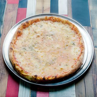 Pizza 4 Quesos (35 Cm.)