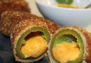 Jalapeños Rellenos (4 Uds.)
