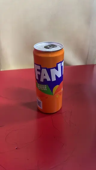 Fanta lattina