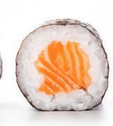 Uramaki De Salmón Avocado