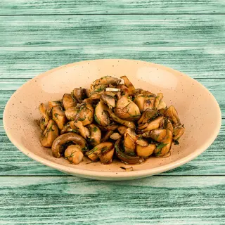 Ciuperci Champignon stinse cu vin