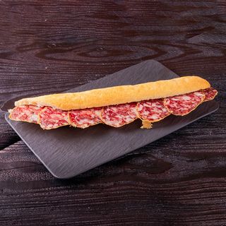 Bocadillo salchichón  campaña 100% Ibérico.