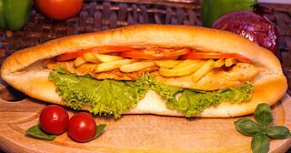 Тостер с печено пилешко филе (450г)