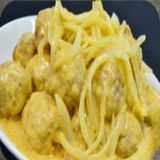 Bola De Carne Con Curry Rojo