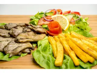 Grill pleurotus cu "cartofi din ţelină" şi salată + Sos de caju și muștar