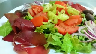 Френска салата (550г)