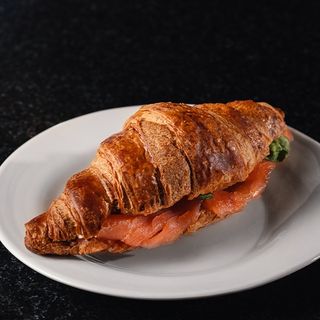 კრუასანი ორაგულით