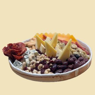 Platou antipasti pentru 2 persoane