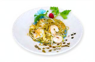 61. Macha soba con gamberi