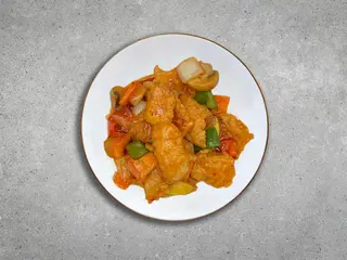 Pescado con Salsa Picante