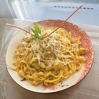 Pates poulet au sauce champignon