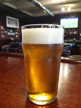 Krombacher Pils (1l)/кромбахер Пілс (1л)