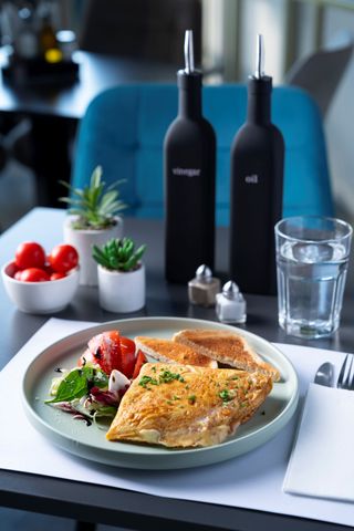 Omletă ham & cheese