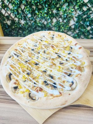 Pizza Pollo E Funghi