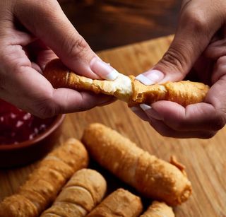 Tequeños de queso (6 uds.)