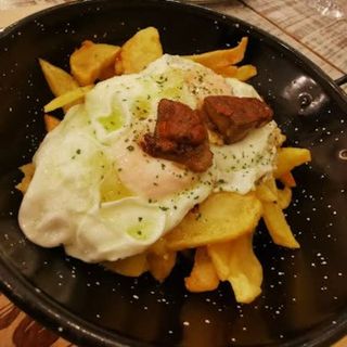 Huevos De Corral Con Boletus 