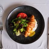 Кроасан с пиле