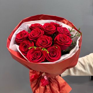 11 rosas rojas