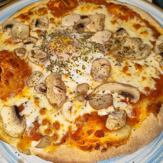 Pizza Uovo Boloñese