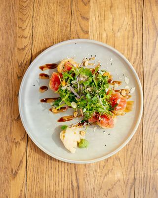 თინუსი/  TAR TAR ROLL TUNA