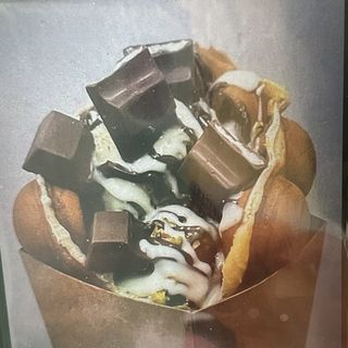 Bubble waffle kinder maxi con yogurt