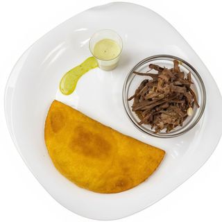 Empanada De Carne Mechada