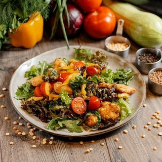 Салат с брокколи и жамбоном