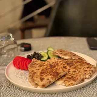 Saj Bresaola Parmesan