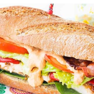 Bocadillo De Carne Mechada