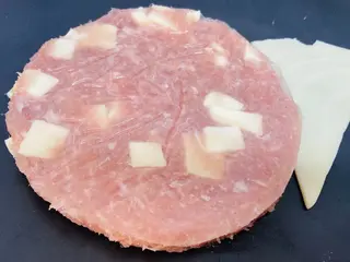 Hamburguesa Pollo Con Queso 1 Unidad (Aprox. 190Gr.)
