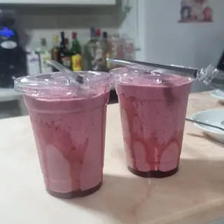 Batido  Mango y fresa con leche