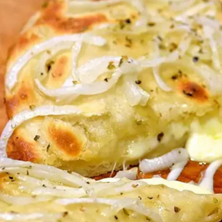 Pizza Fugazzeta Clásica