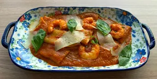 Pakeri u kremastom sosu od paradajza i parmezana