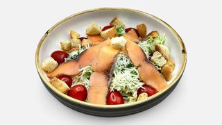 Цезарь с семгой 