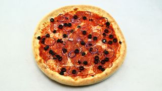 Pizza Diavola (lekko pikantna) ok. 32 cm