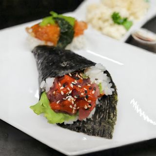 114. Spicy tuna