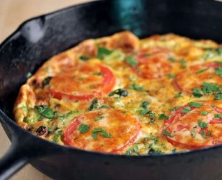 Ձվածեղ  լոլիկով